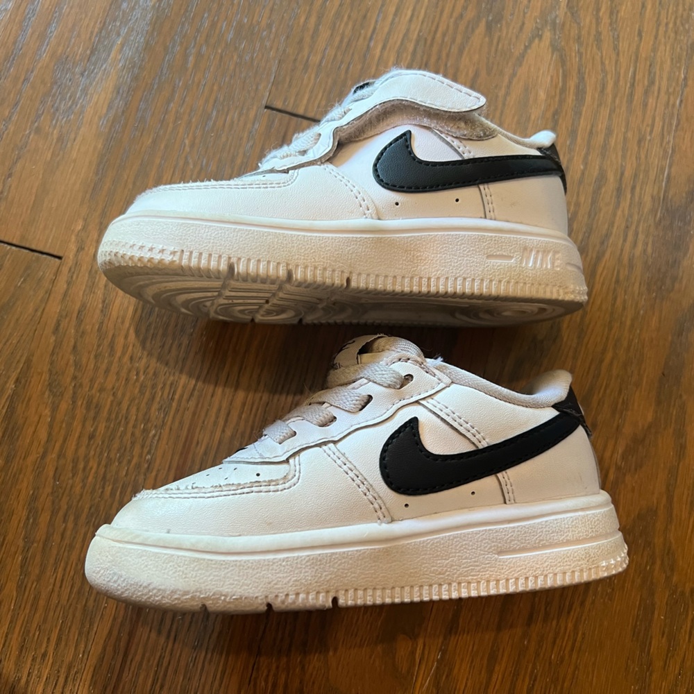 Toddler 7C Nike Air Force One